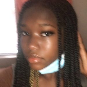 Meet your Posher, Sasha